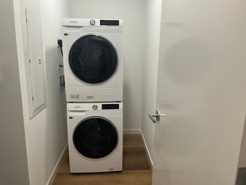 private washer and dryer room - 1500 Rycroft St