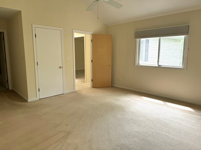Building Photo - 37 Arrowhead Cir