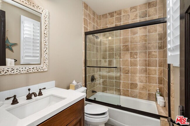 Building Photo - 50350 Vista Montana Rd