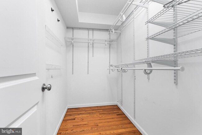 Building Photo - 1330 S Charles St