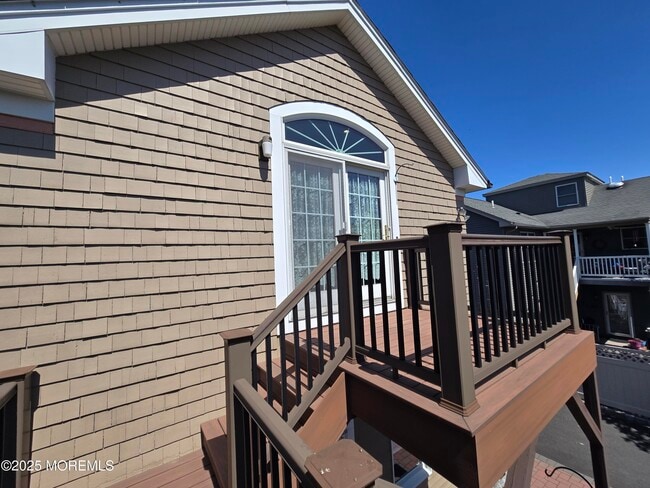 Building Photo - 510 Belgrove Dr