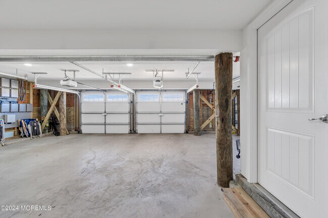 Building Photo - 1515 Ocean Terrace