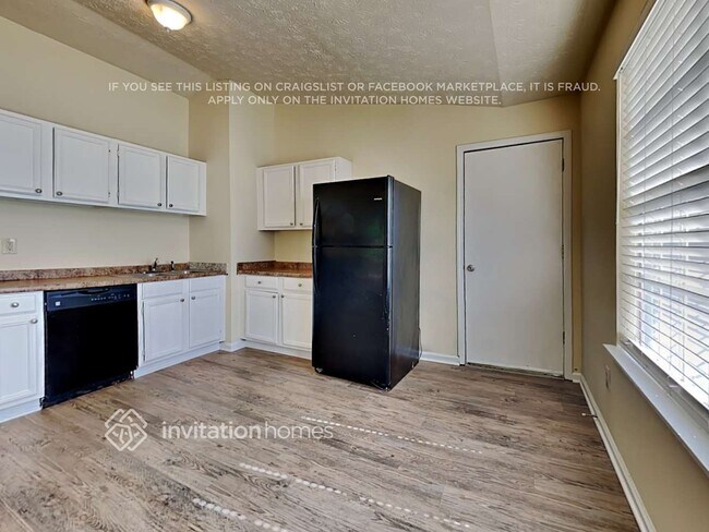 Building Photo - 2795 Wildflower Ln SW