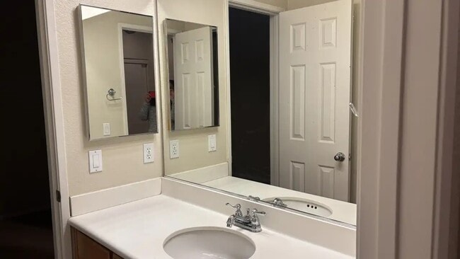 Building Photo - 18722 Caminito Pasadero