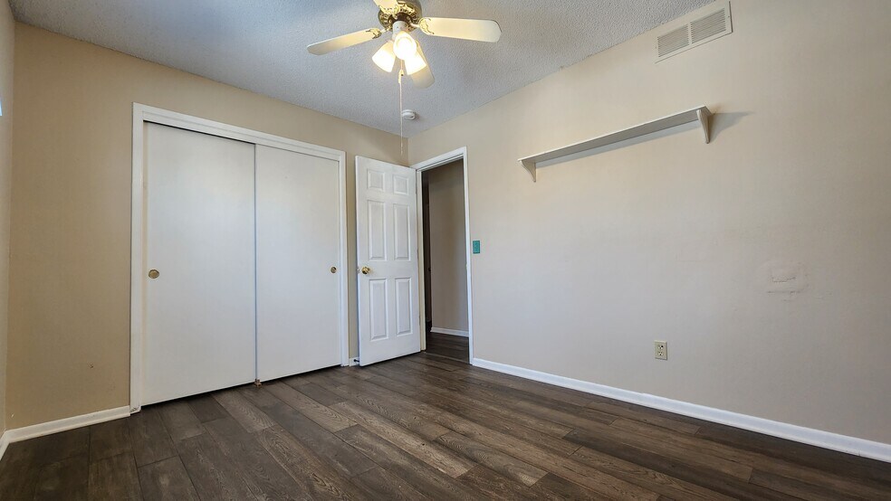 Building Photo - 1209 58th St