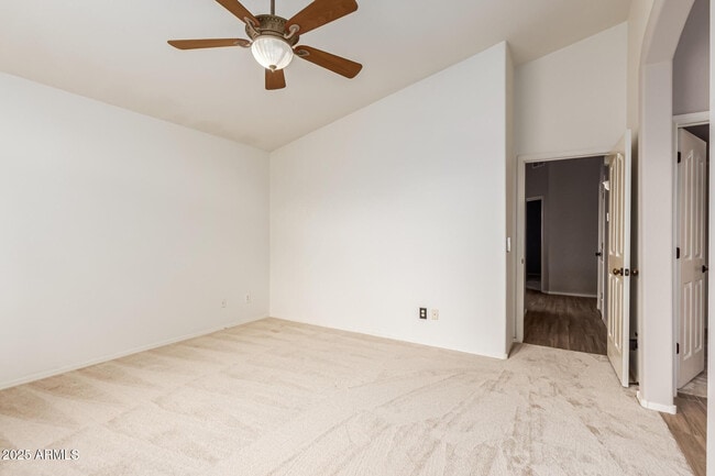 Building Photo - 10438 E Star of the Desert Dr