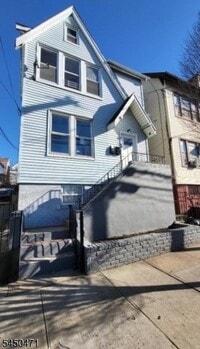 Building Photo - 45 Highland Ave