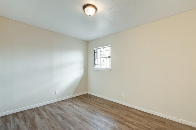 Building Photo - 4113 Dawson Ln