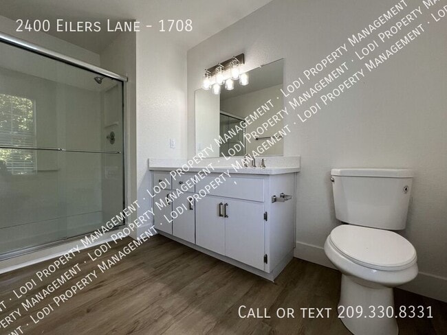 Building Photo - 2400 Eilers Ln