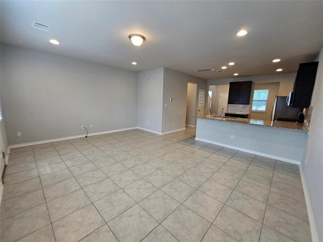 Building Photo - 1721 Artesian Spgs Xing