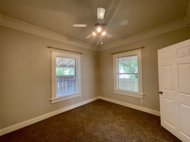 Building Photo - Dont miss this 1915 Updated Gem 3/1