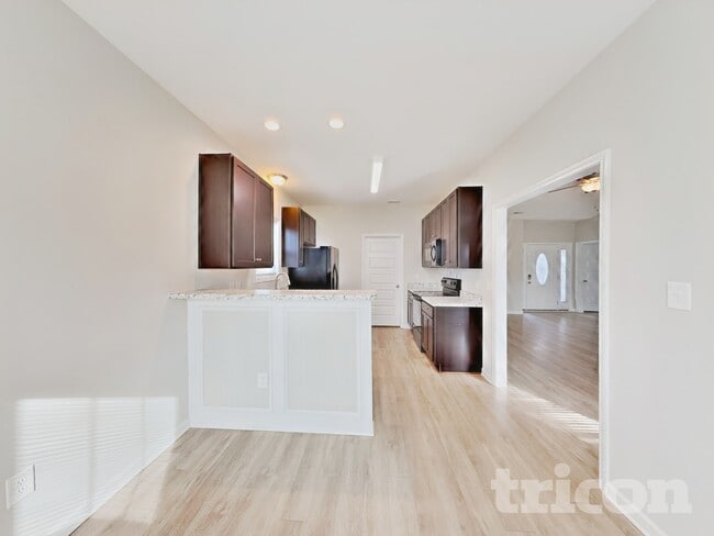 Building Photo - 232 Whetstone Dr