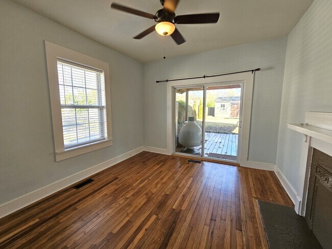 Building Photo - 23 McAdoo Ave