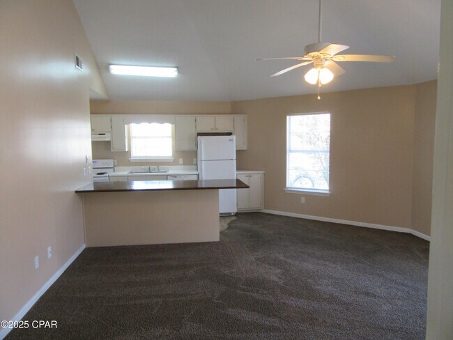 Building Photo - 1401 Gulf Ave