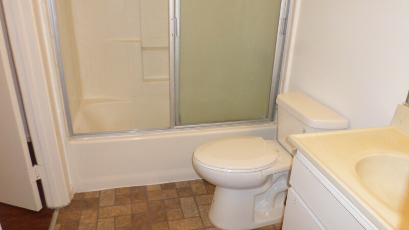 Building Photo - 5271 Huntington Dr N