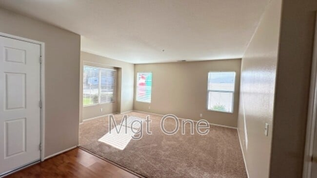 Building Photo - 7671 St Andrews Dr