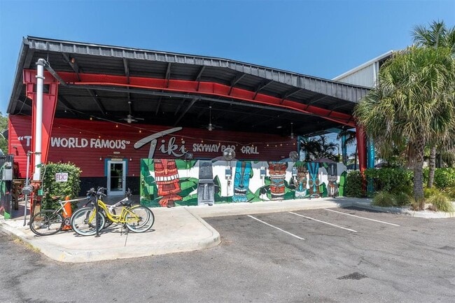 Building Photo - 4902 38th Way S