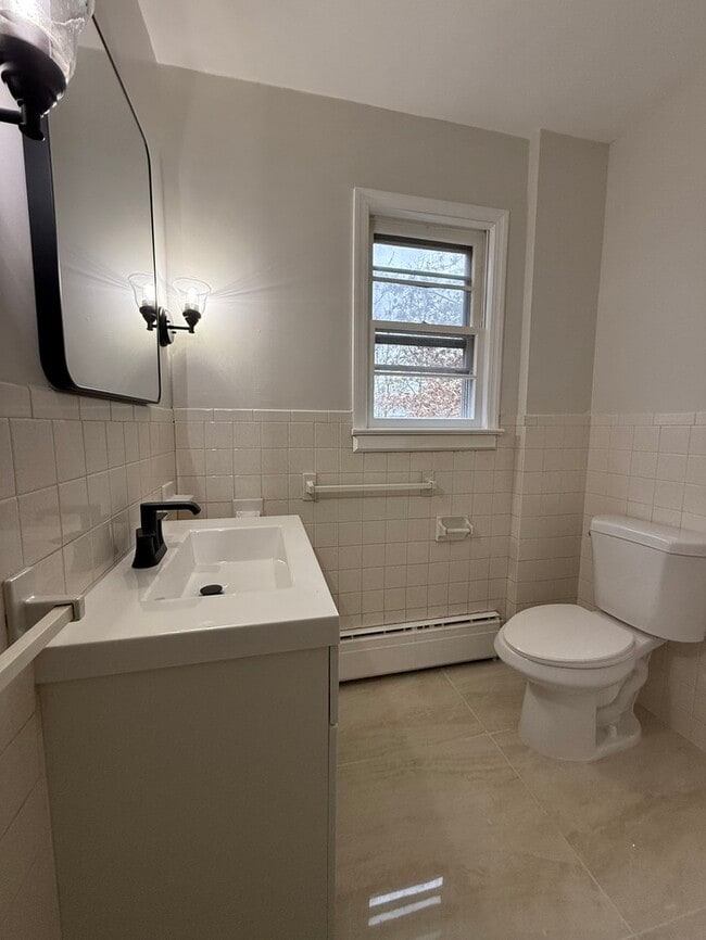 Building Photo - 255 N 1st Ave