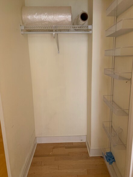 Building Photo - 24 Bay State Rd