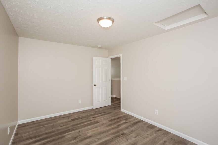 Building Photo - 11309 Seattle Slew Dr