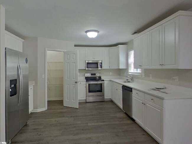 Building Photo - 296 Waxberry Ct
