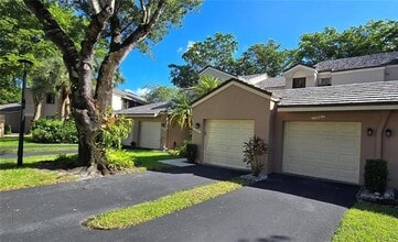 Building Photo - 154 NW 98th Terrace