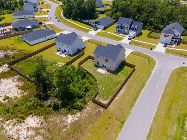 Building Photo - 1115 Carteret Mnr Dr