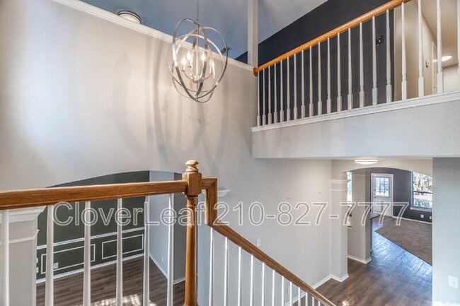 Building Photo - 16615 Raven Glenn