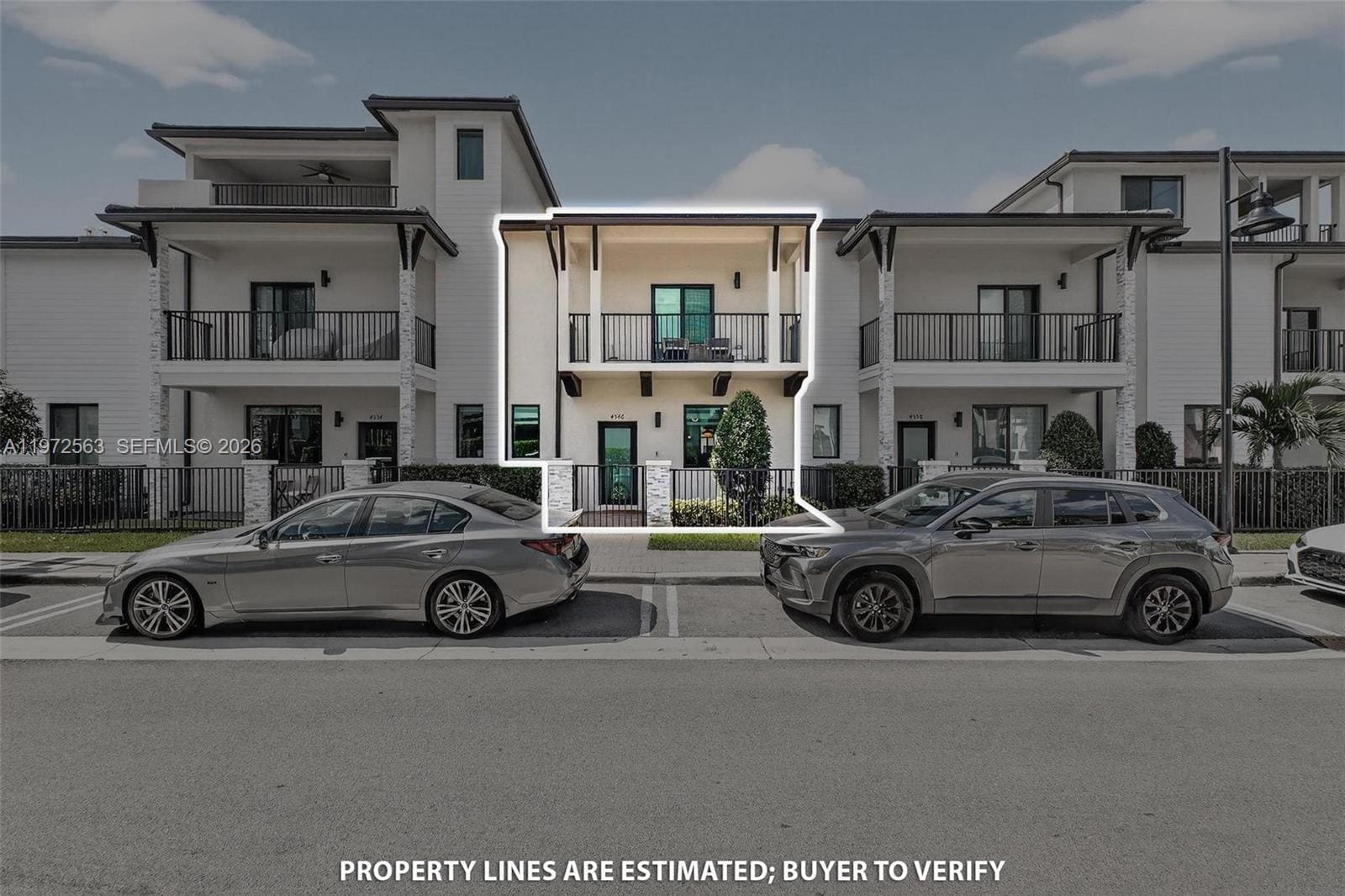 Building Photo - 4546 NW 83rd Ave