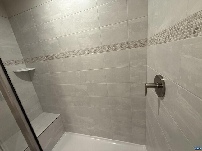 Building Photo - 5175 Lazy Branch Ln