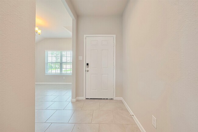 Building Photo - 3227 Zephyr Park Ln