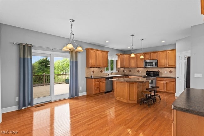 Building Photo - 8130 Crystal Creek Dr