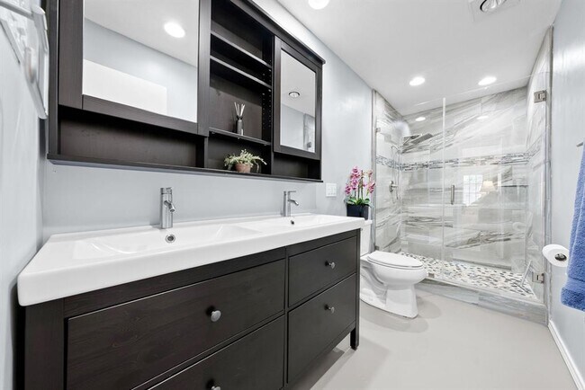 Building Photo - 1702 Coturnix Dr