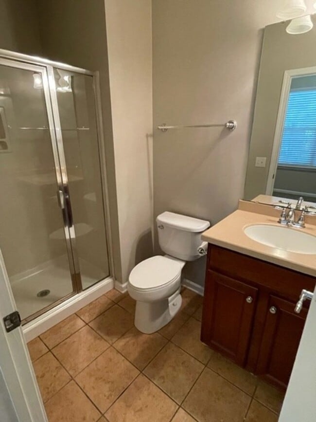 Building Photo - Beautiful 4 beds 3.5 baths in Baxter Village