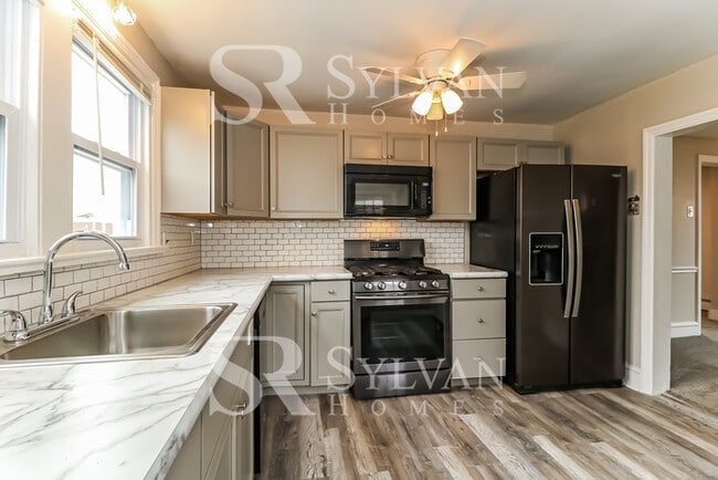 Building Photo - Rest. Relax. Recharge. Home awaits!