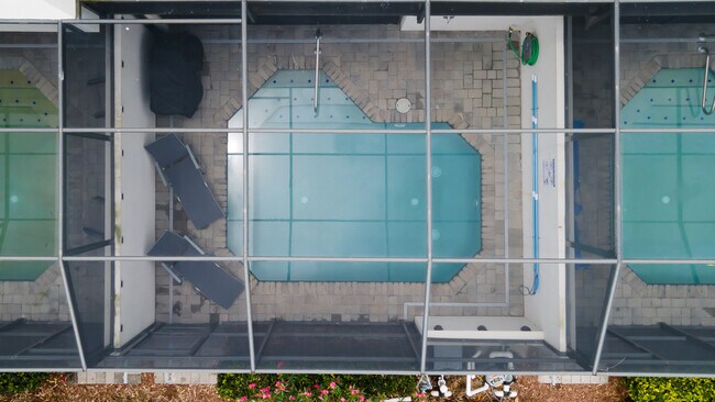 Building Photo - 506 Captiva Dr