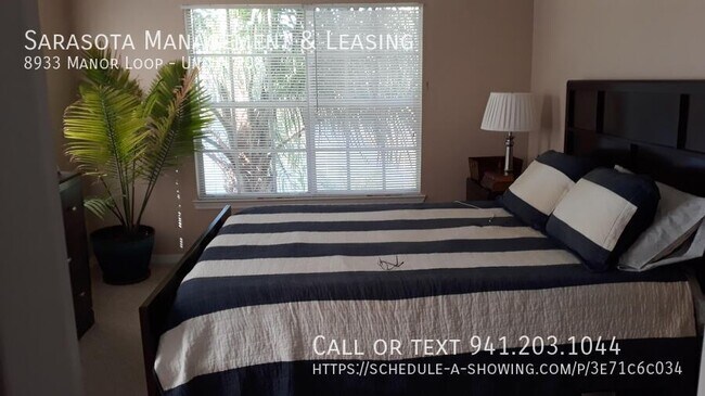 Building Photo - 8933 Manor Loop
