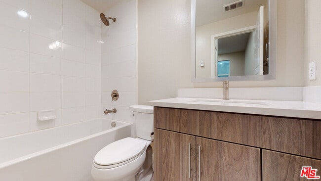 Building Photo - 6752 Gill Way