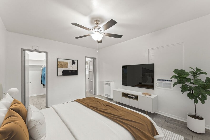 Building Photo - 10639 Fitzroy Ave