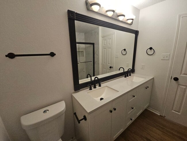 Building Photo - Nice Home in Mansfield ISD