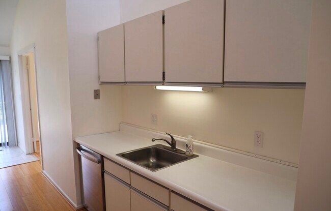 Building Photo - 3 Edgewood Cir