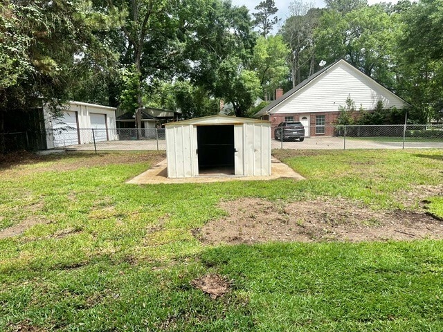 Building Photo - 30507 Quinn Rd