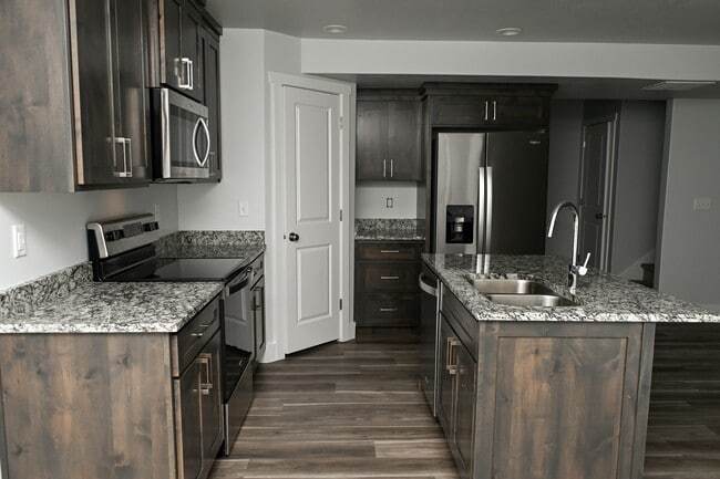 Building Photo - 2041 N 380 E