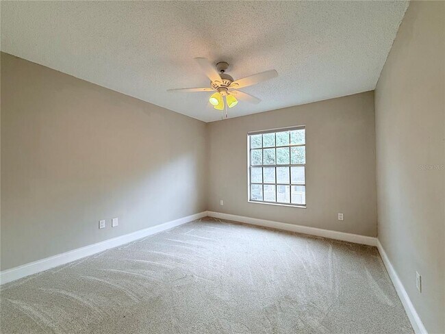 Building Photo - 11893 Raintree Dr