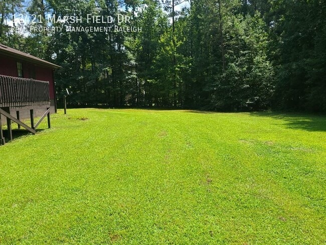 Building Photo - 12421 Marsh Field Dr