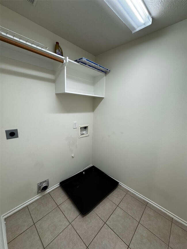 Building Photo - 246 W Stedhill Loop