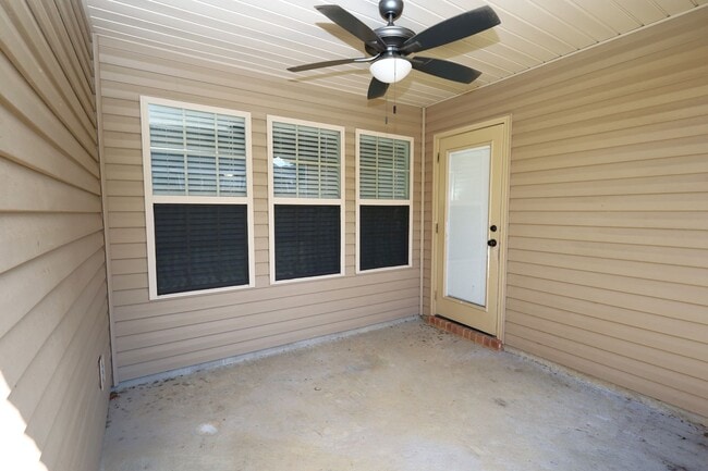 Building Photo - 4161 Willow Round Rd