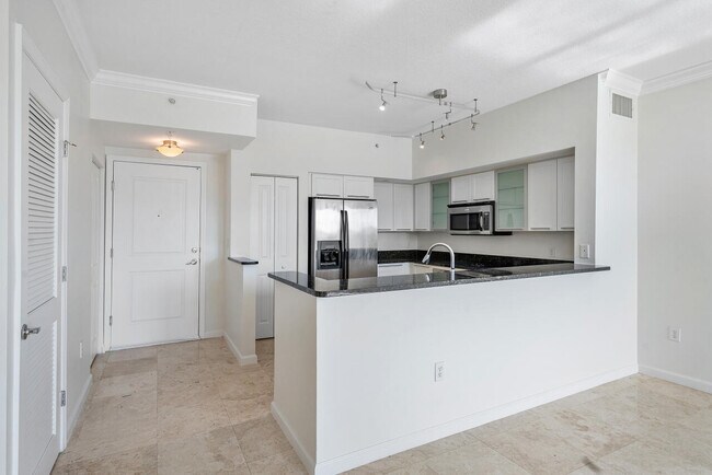 Building Photo - 235 NE 1st St