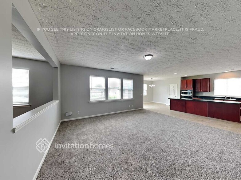 Building Photo - 6500 Waterford St SW