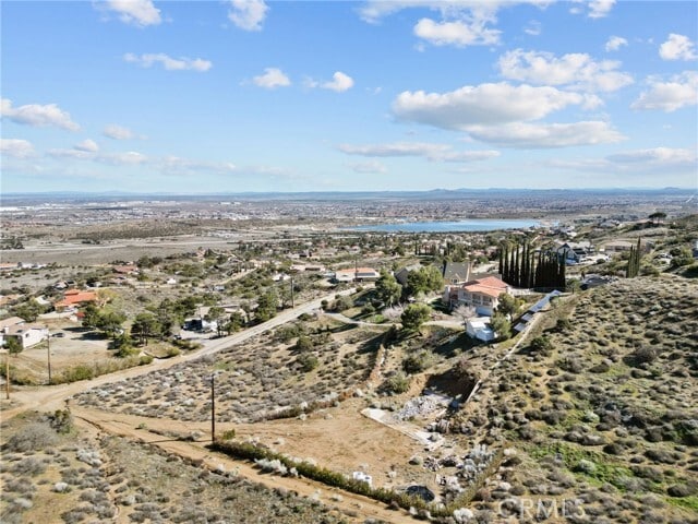 Building Photo - 1138 Lakeview Dr